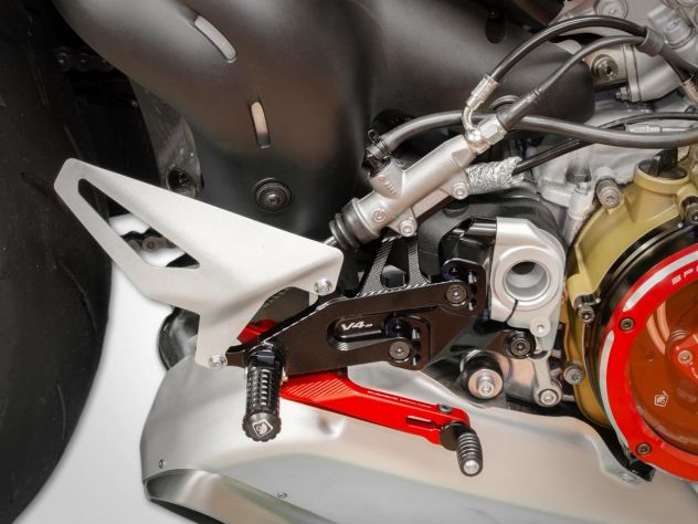 DUCABIKE Ducati Streetfighter V4 (2020+) Adjustable Rearset: Precision Control for the Ultimate Streetfighter