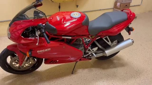 Ducati SuperSport 800 Review – Power, Precision, and Practicality