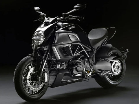 Ducati Diavel 1200 (2010 – 2013)