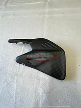 CARBONVANI DV4S25-23A Ducati Panigale V4 / Streetfighter V4 (2025+) Carbon Fork Cap – Accessories in Desmoheart – an Motorcycle Aftermarket Parts & Accessories Online Shop