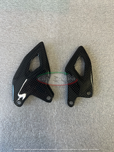 CARBONVANI DV4S25-15 Ducati Panigale V4 (2025+) Carbon Heel Guards – Accessories in Desmoheart – an Motorcycle Aftermarket Parts & Accessories Online Shop
