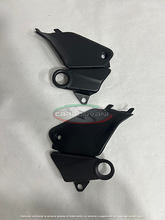 CARBONVANI DV4S25-26C Ducati Panigale V4 (2025+) Carbon Tank Side Panels – Accessories in Desmoheart – an Motorcycle Aftermarket Parts & Accessories Online Shop