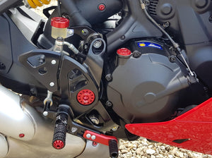 TA201 - CNC RACING Ducati Oil Filler Cap "Gear" (M20x2,5)