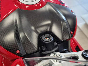 ZA871 - CNC RACING Ducati Panigale V4 (2022+) Carbon Fuel Tank Cover – Accessories in Desmoheart – an Motorcycle Aftermarket Parts & Accessories Online Shop