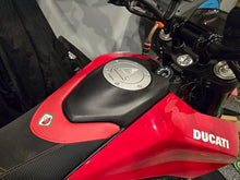 DBK DUCABIKE CRB192 Ducati Hypermotard 950 (2019+) Carbon Tank Cover – Accessories in Desmoheart – an Motorcycle Aftermarket Parts & Accessories Online Shop