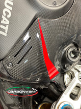 CARBONVANI Ducati Panigale V4 (2022+) Carbon Tank Battery Cover (DP version; black/red) – Accessories in Desmoheart – an Motorcycle Aftermarket Parts & Accessories Online Shop