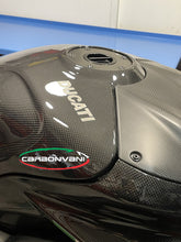 CARBONVANI Ducati Panigale V4 (2022+) Carbon Tank Battery Cover – Accessories in Desmoheart – an Motorcycle Aftermarket Parts & Accessories Online Shop