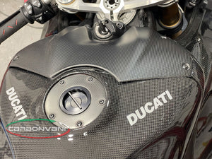 CARBONVANI Ducati Panigale V4 (2022+) Carbon Tank Battery Cover – Accessories in Desmoheart – an Motorcycle Aftermarket Parts & Accessories Online Shop