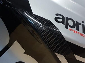 CARBON2RACE Aprilia RSV4 (15/20) Carbon Fuel Tank Sliders – Accessories in Desmoheart – an Motorcycle Aftermarket Parts & Accessories Online Shop