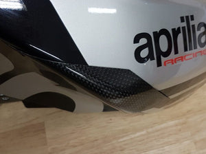 CARBON2RACE Aprilia RSV4 (15/20) Carbon Fuel Tank Sliders – Accessories in Desmoheart – an Motorcycle Aftermarket Parts & Accessories Online Shop