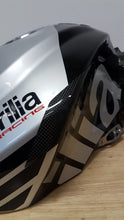 CARBON2RACE Aprilia RSV4 (15/20) Carbon Fuel Tank Sliders