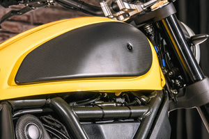 KV422 - CNC RACING Ducati Scrambler 800 Carbon Fuel Tank Cover Screws