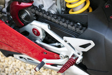 PC124 - CNC RACING Ducati Footpegs (pilot)