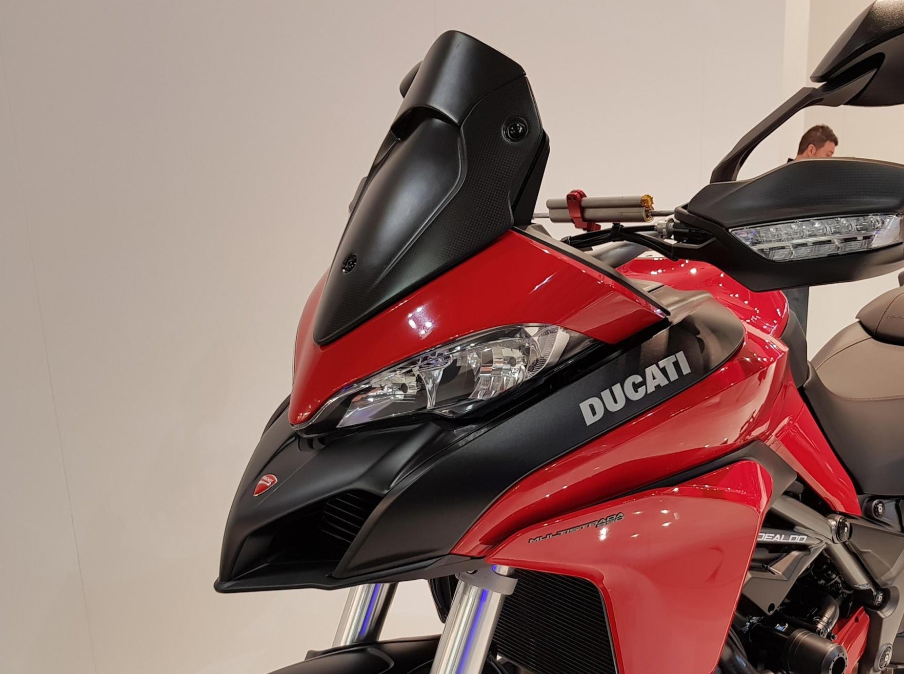 CNC RACING Ducati Multistrada Carbon Wind Screen – Desmoheart