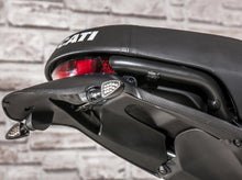 ZA983 - CNC RACING Ducati Scrambler 800 (2015+) Carbon Rear Fender