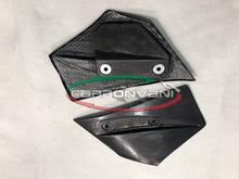 CARBONVANI Ducati Panigale V4 / V4R (20/21) Carbon Winglet Plate (right) – Accessories in Desmoheart – an Motorcycle Aftermarket Parts & Accessories Online Shop