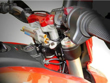 Ducati Hypermotard 939 / 821 OHLINS Steering Damper + DBK / DUCABIKE Mounting Kit
